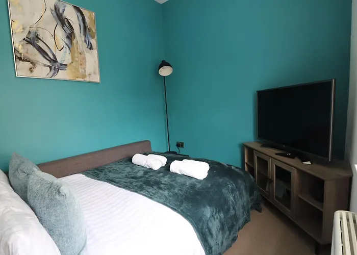 The Windsor Club Apartment